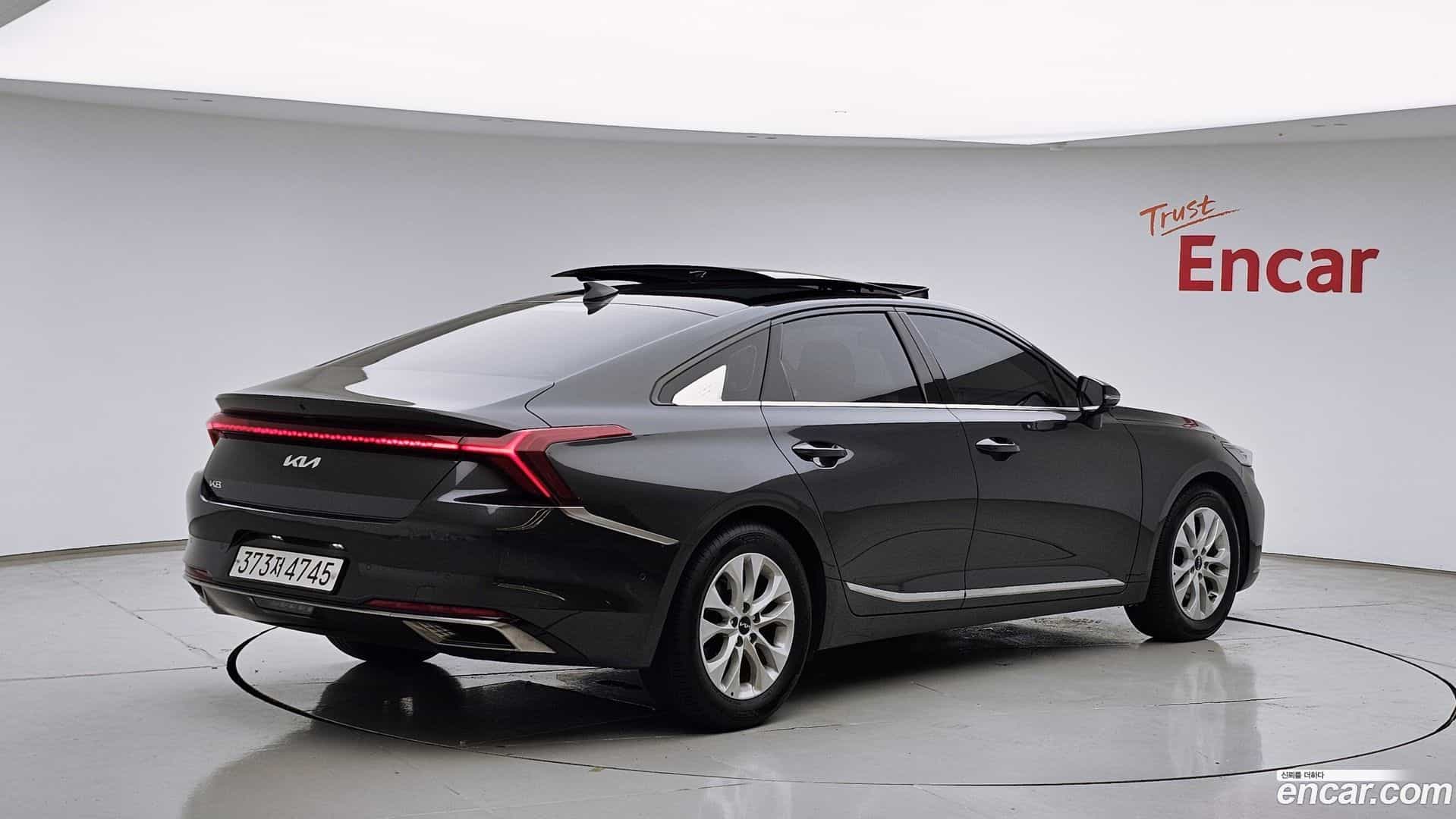 K8 Kia 2021.4-OUTER-002
