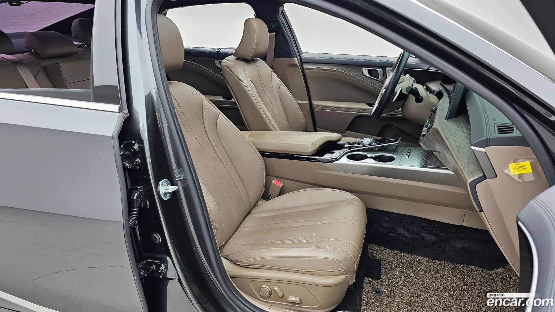K8 Kia 2021.4-OPTION-015