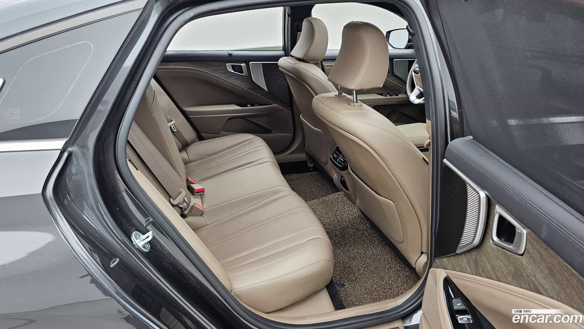 K8 Kia 2021.4-OPTION-016