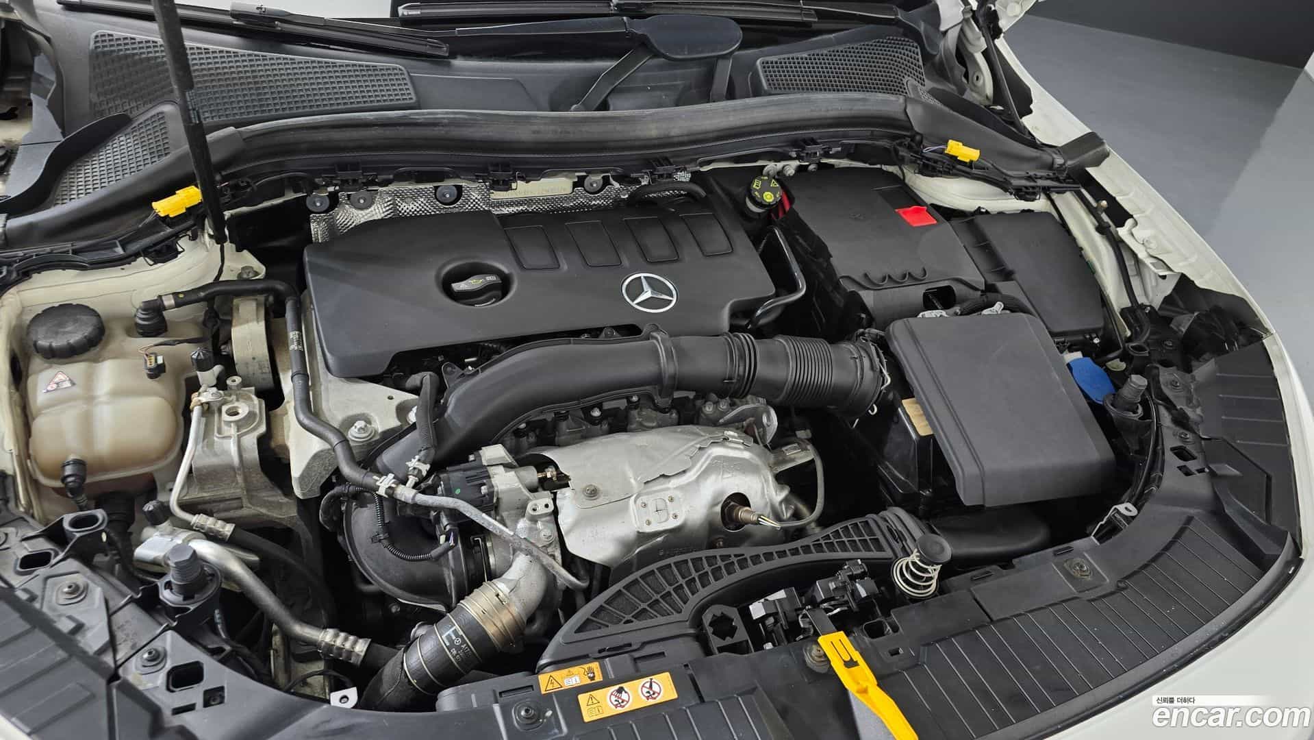 GLA-Class Mercedes-Benz 2020.9-OUTER-006