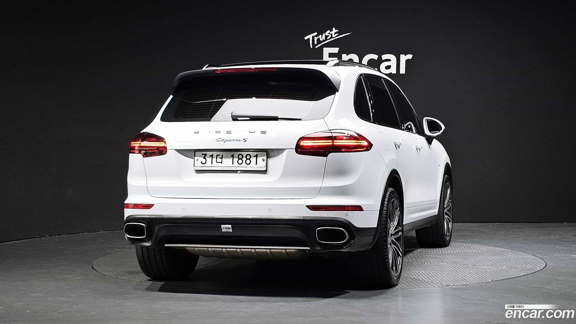Cayenne Porsche 2016.4-OUTER-004