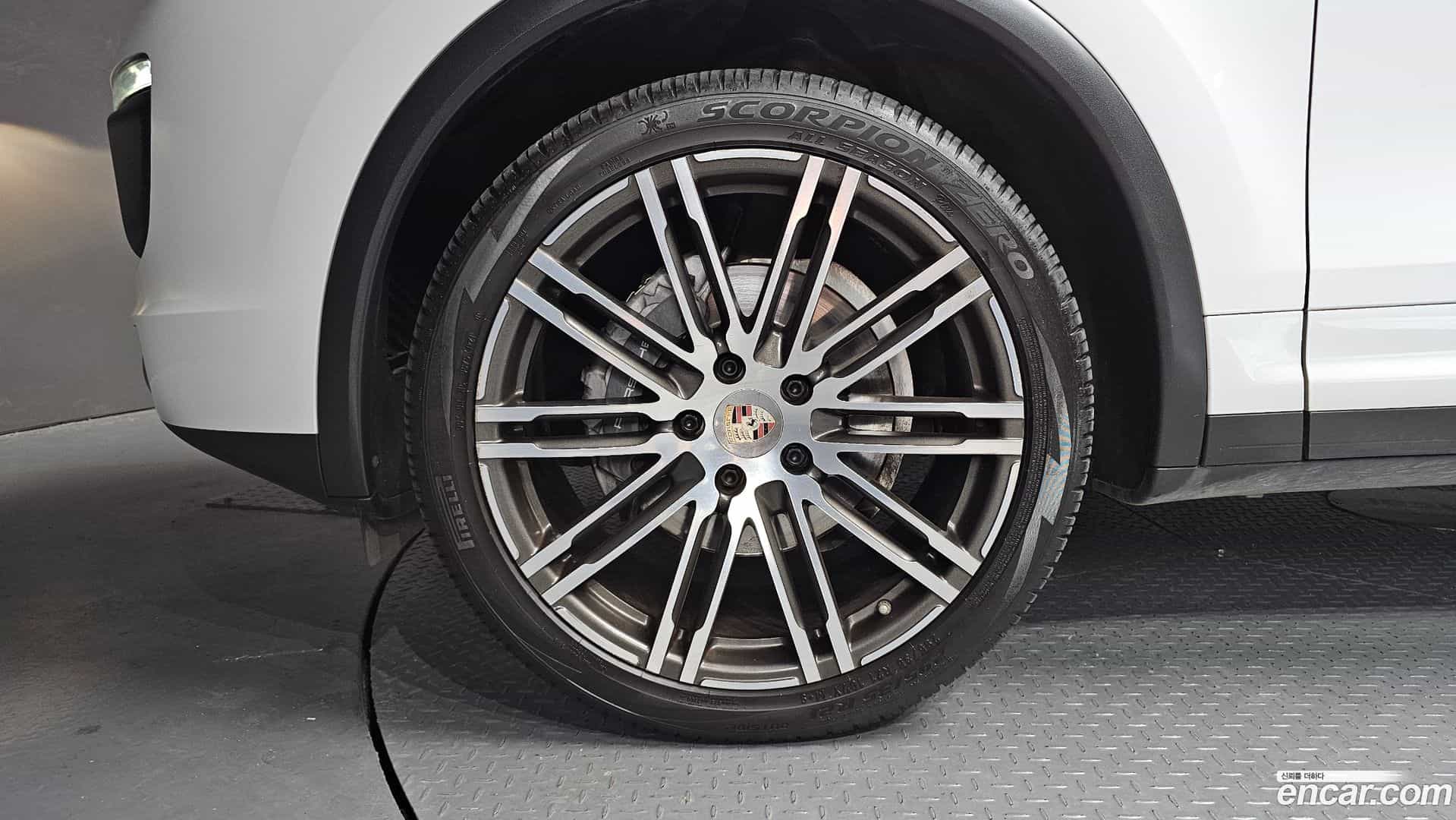 Cayenne Porsche 2016.4-OUTER-005