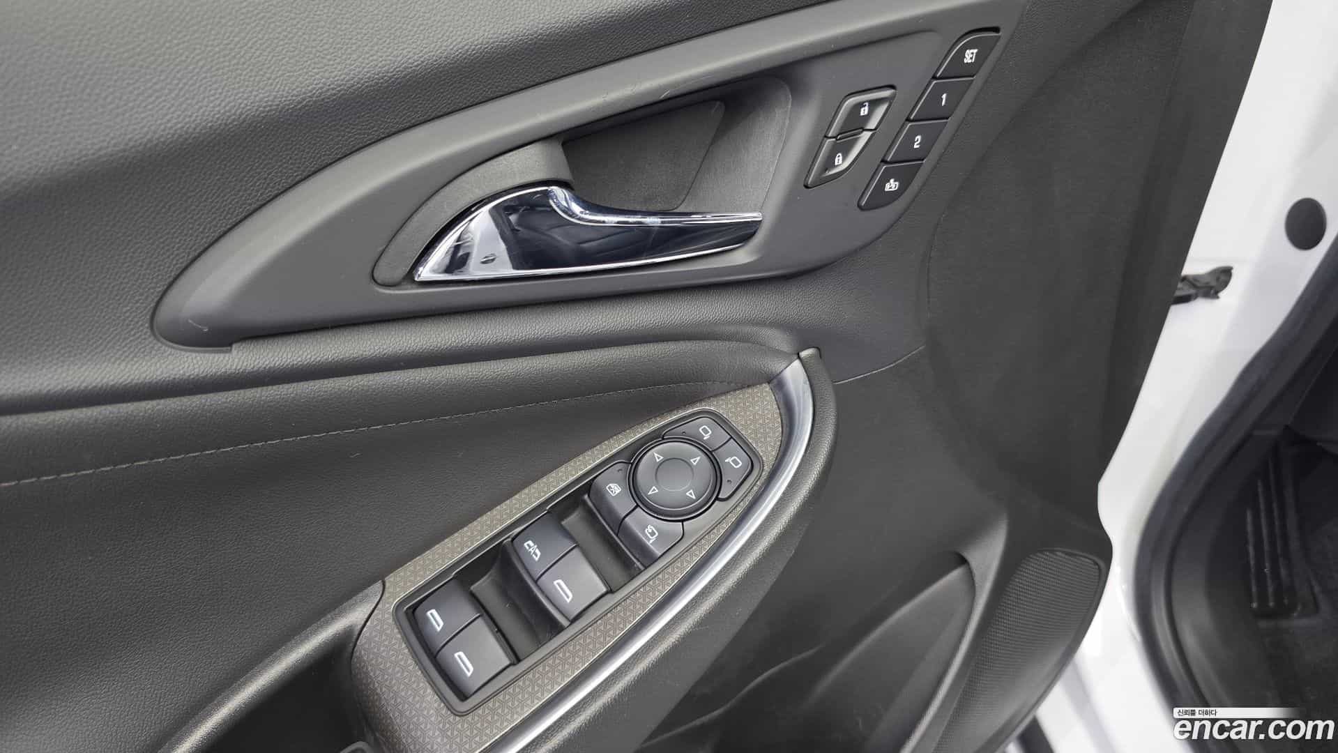 Malibu Chevrolet 2021.5-OPTION-017