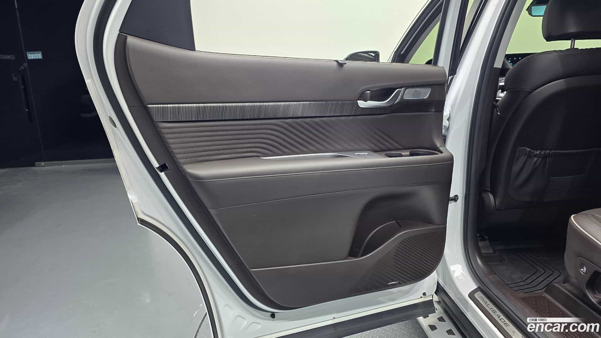 Palisade Hyundai 2024.8-INNER-035