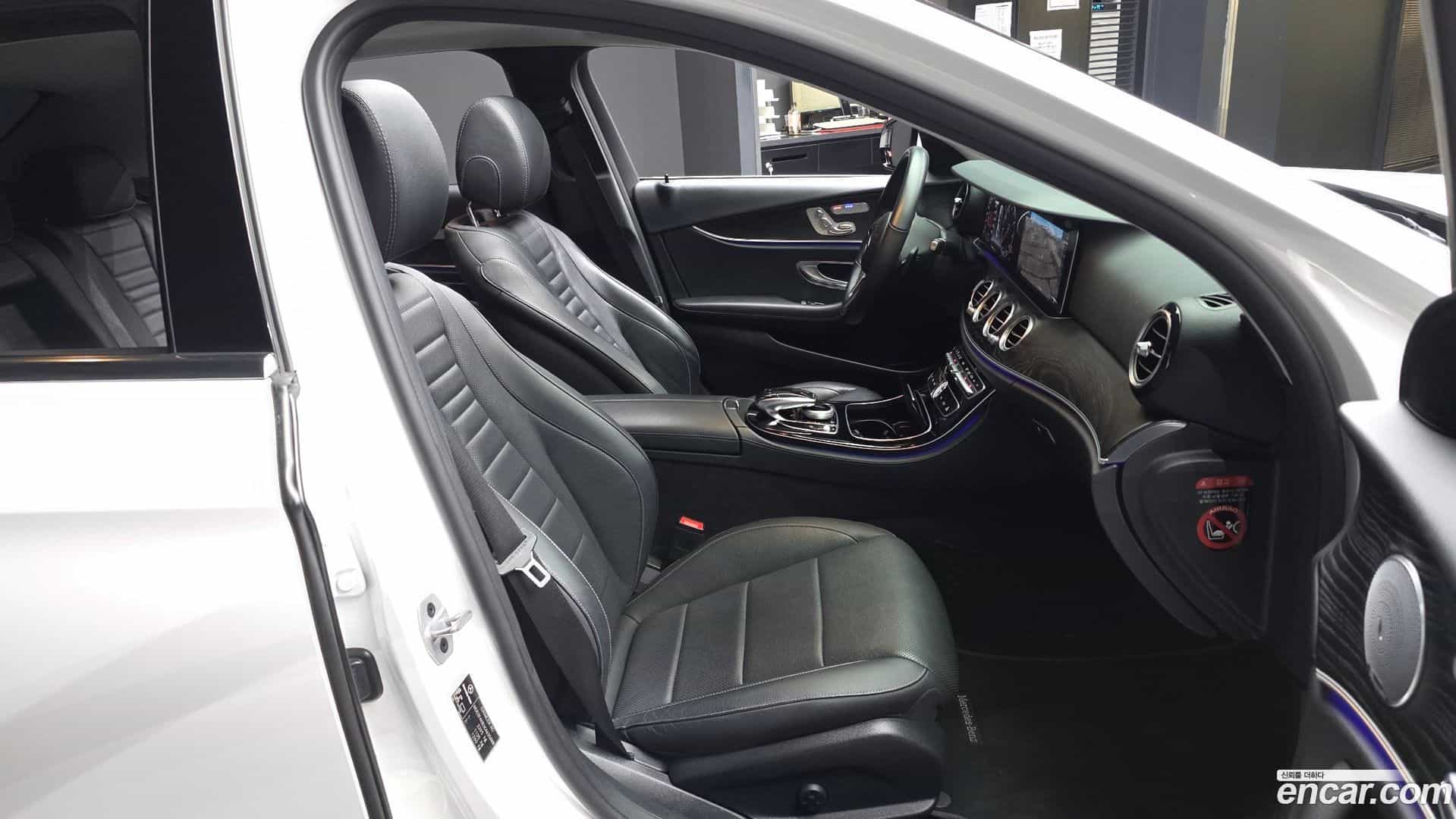 E-Class Mercedes-Benz 2019.5-OPTION-015