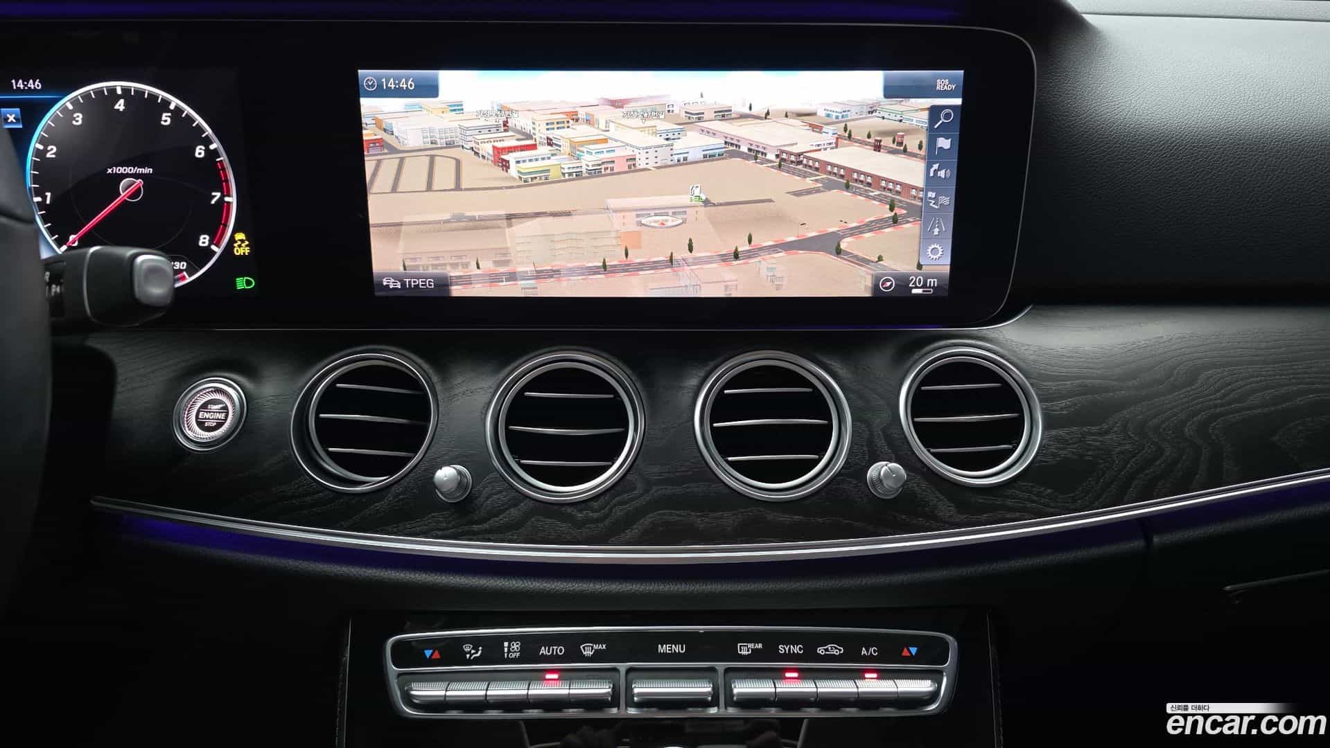 E-Class Mercedes-Benz 2019.5-OPTION-018