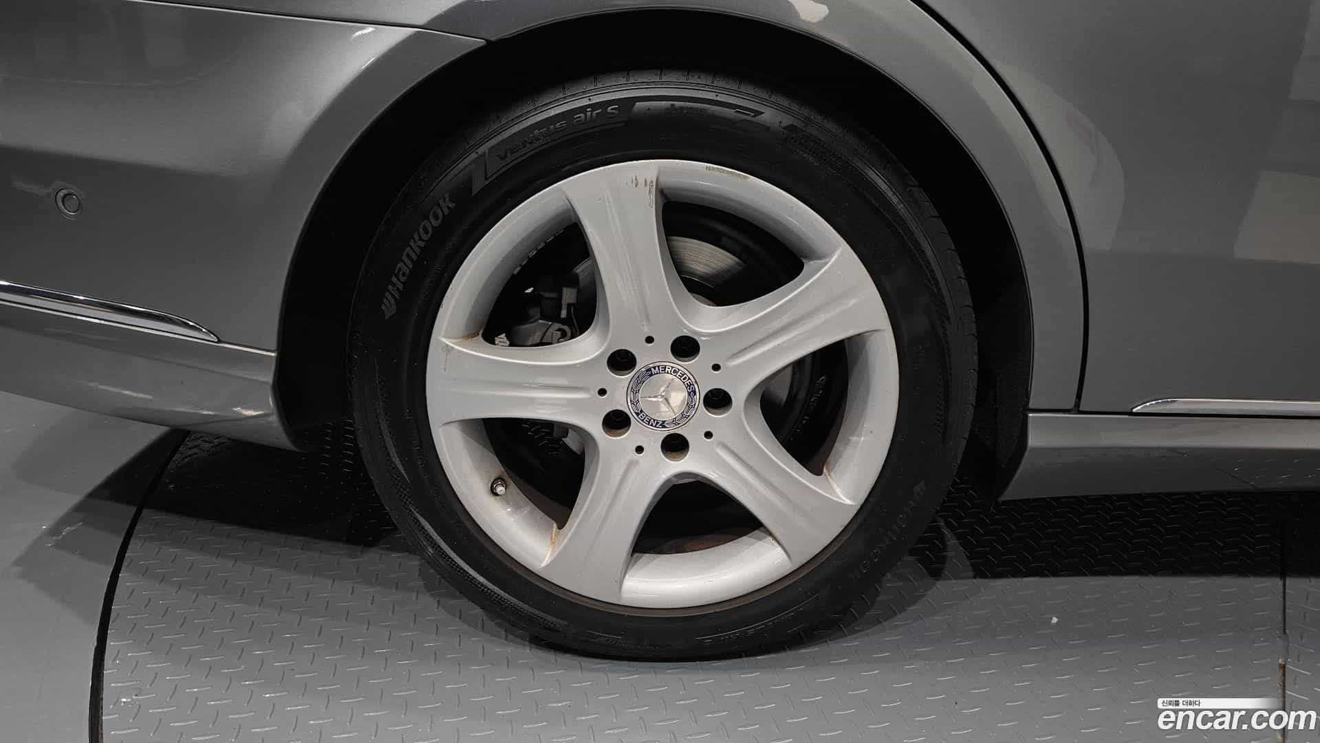 E-Class Mercedes-Benz 2014.8-OUTER-005