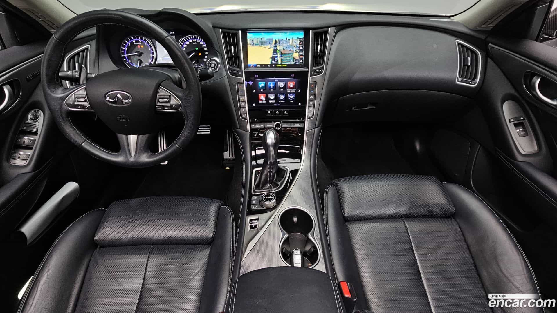 Q50 Infiniti 2016.3-INNER-007