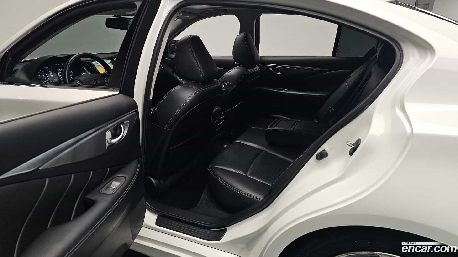 Q50 Infiniti 2016.3-OPTION-015