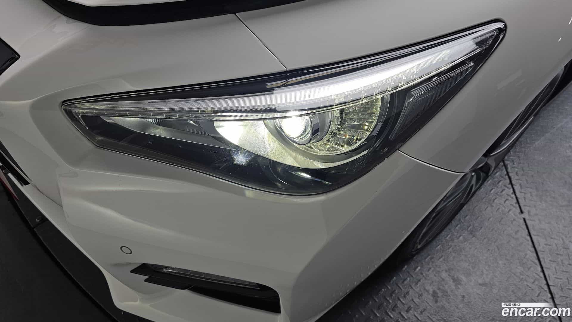 Q50 Infiniti 2016.3-OUTER-032