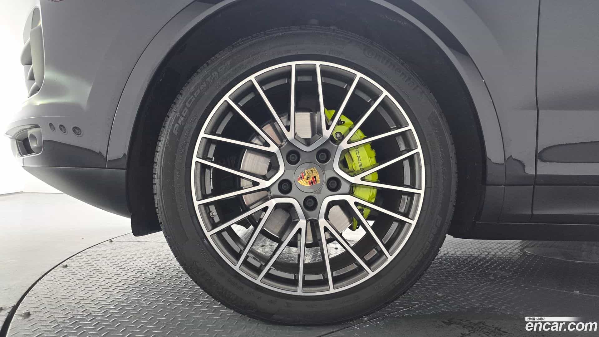 Cayenne Porsche 2021.1-OUTER-005