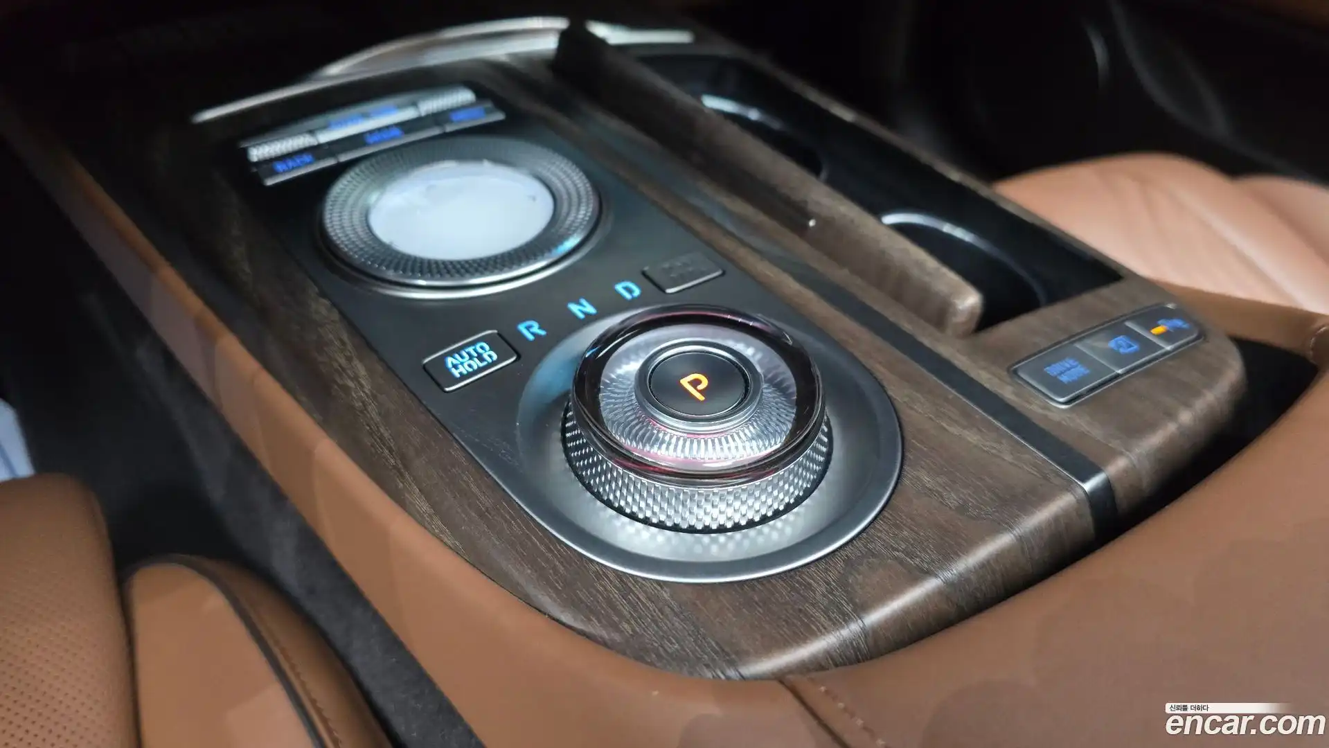G80 Genesis 2022.3-INNER-009