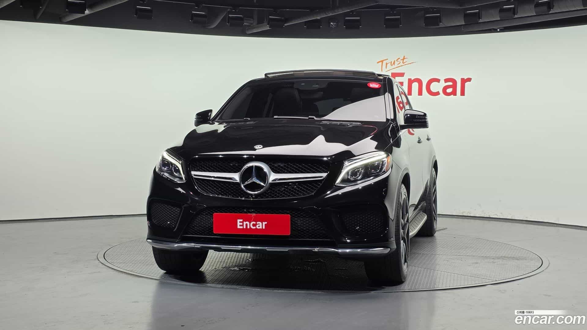 GLE-Class Mercedes-Benz 2017.5-OUTER-003