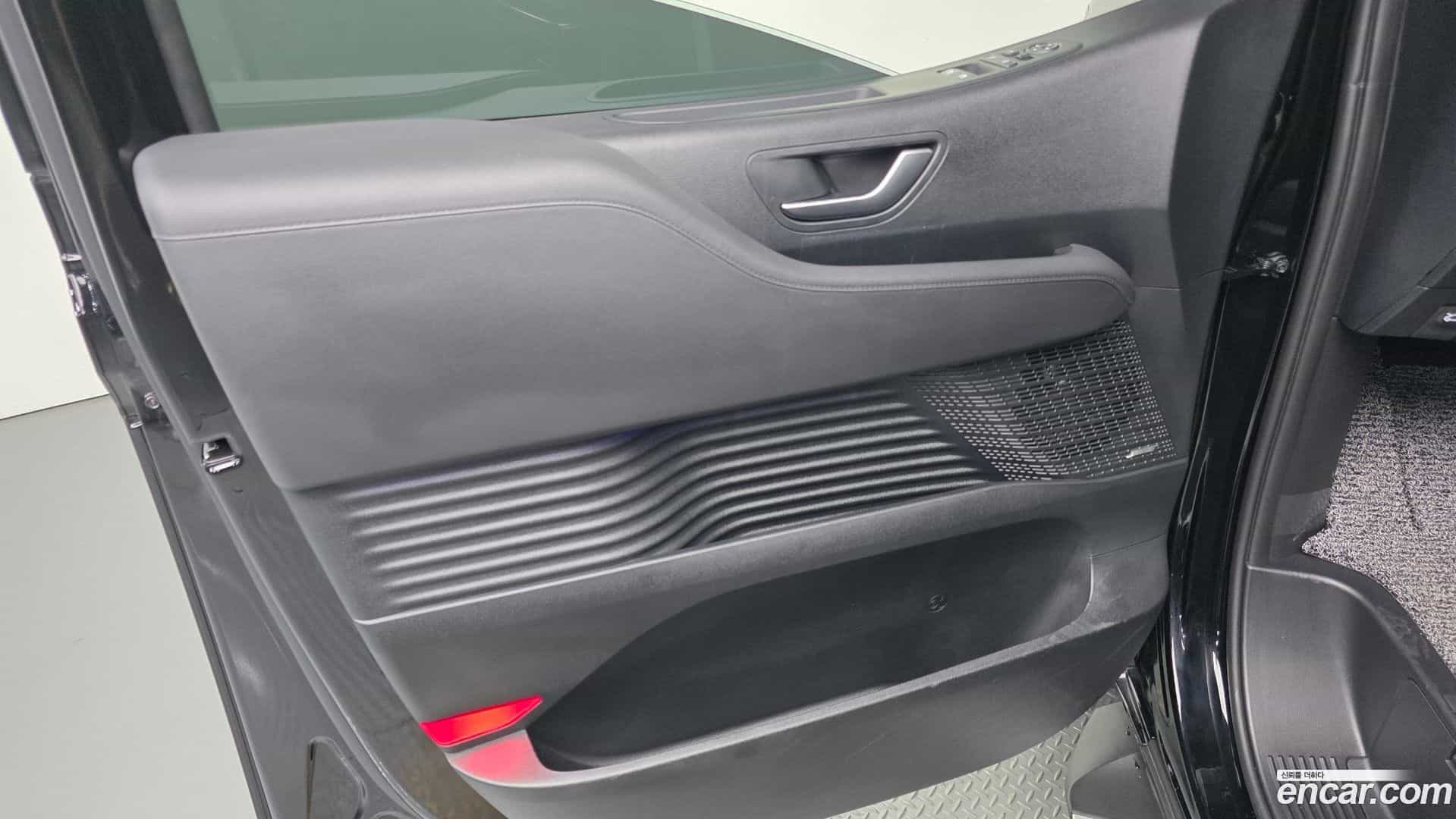 Staria Hyundai 2024.6-INNER-034