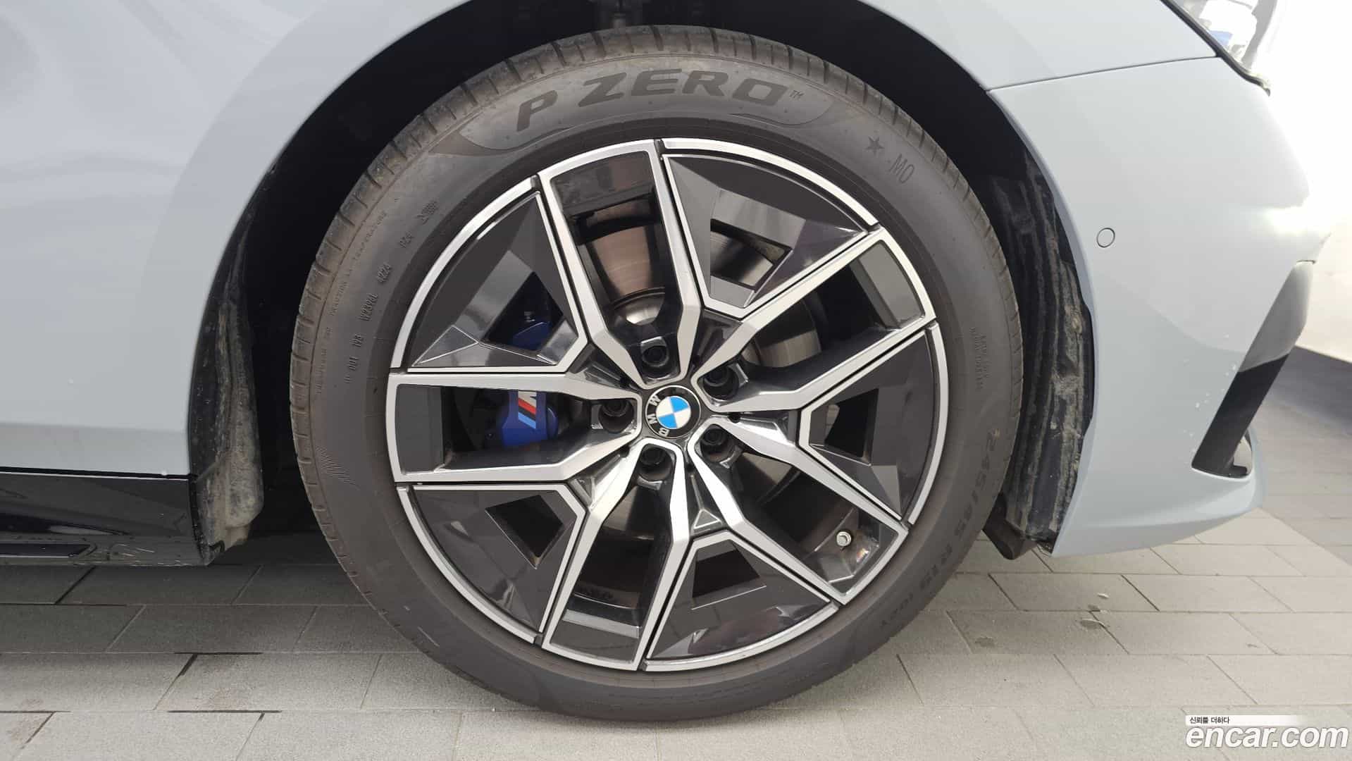 5-Series BMW 2025.3-OUTER-031