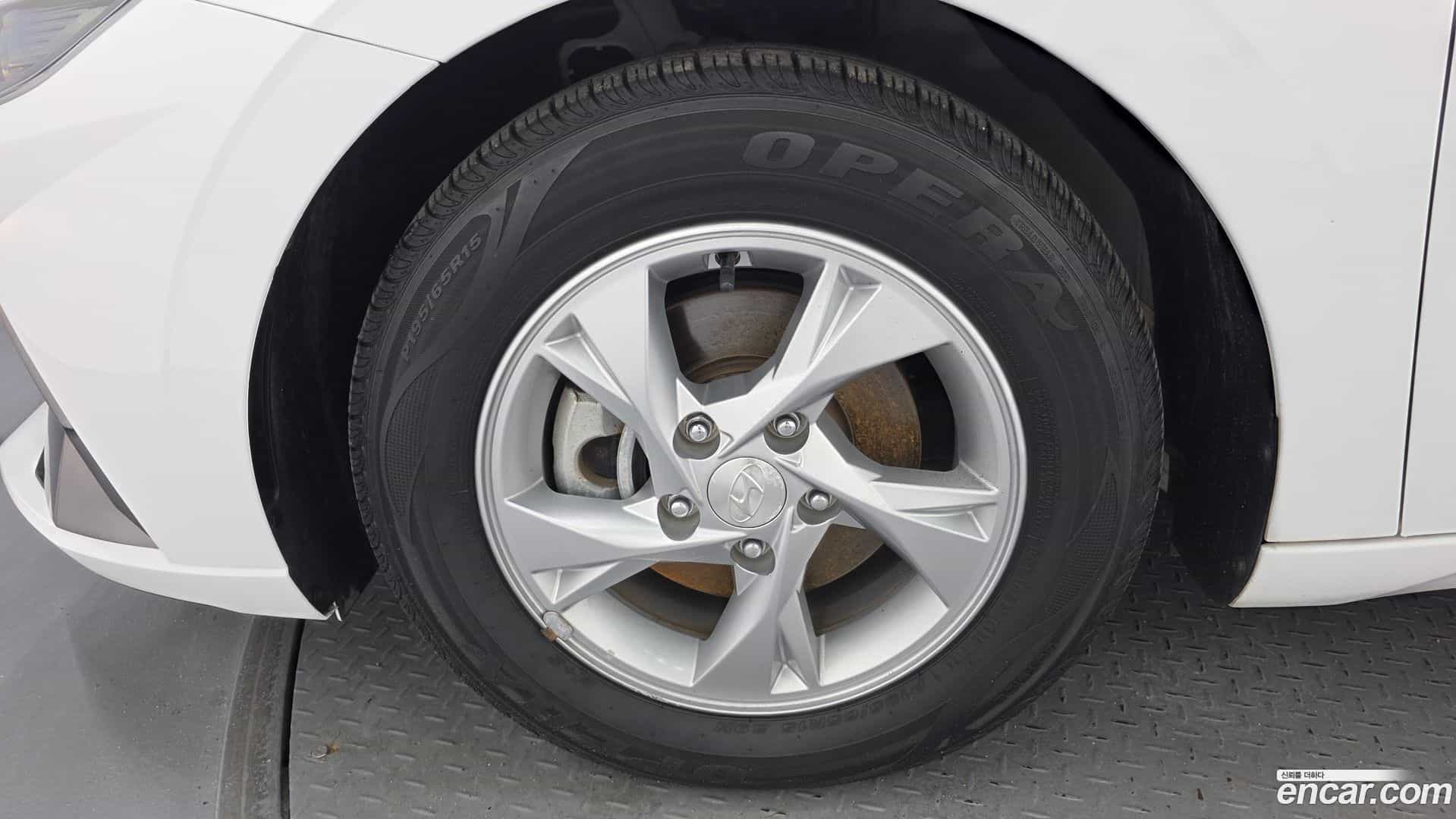 AVANTE Hyundai 2020.9-OUTER-005