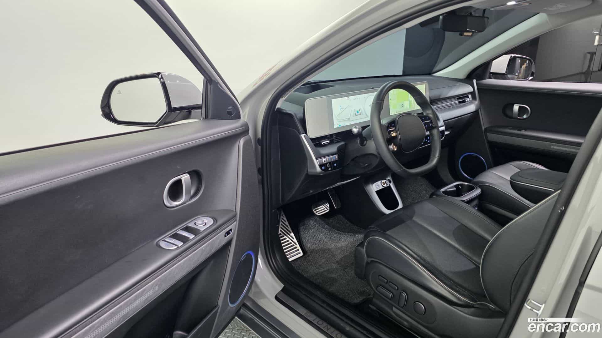 Ioniq5 Hyundai 2022.2-INNER-010