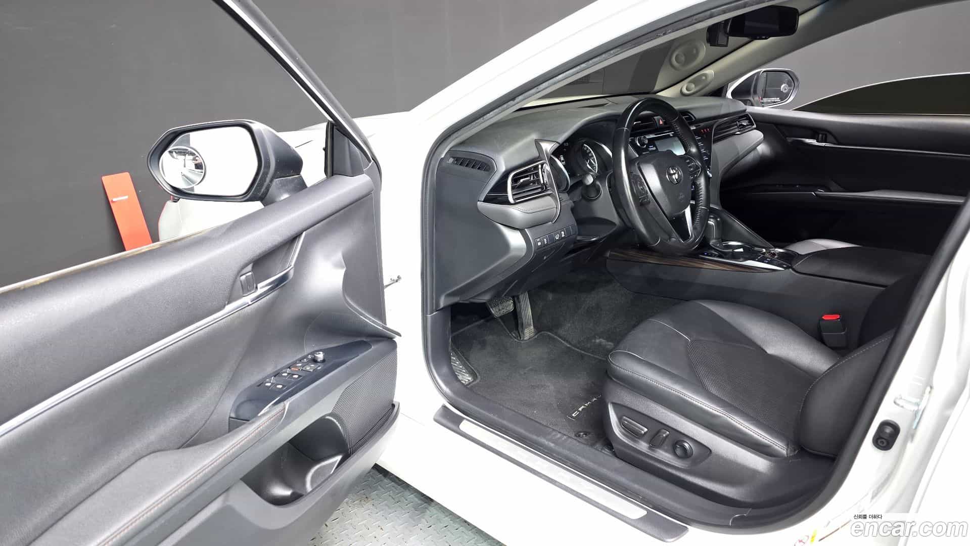 Camry Toyota 2018.9-INNER-010
