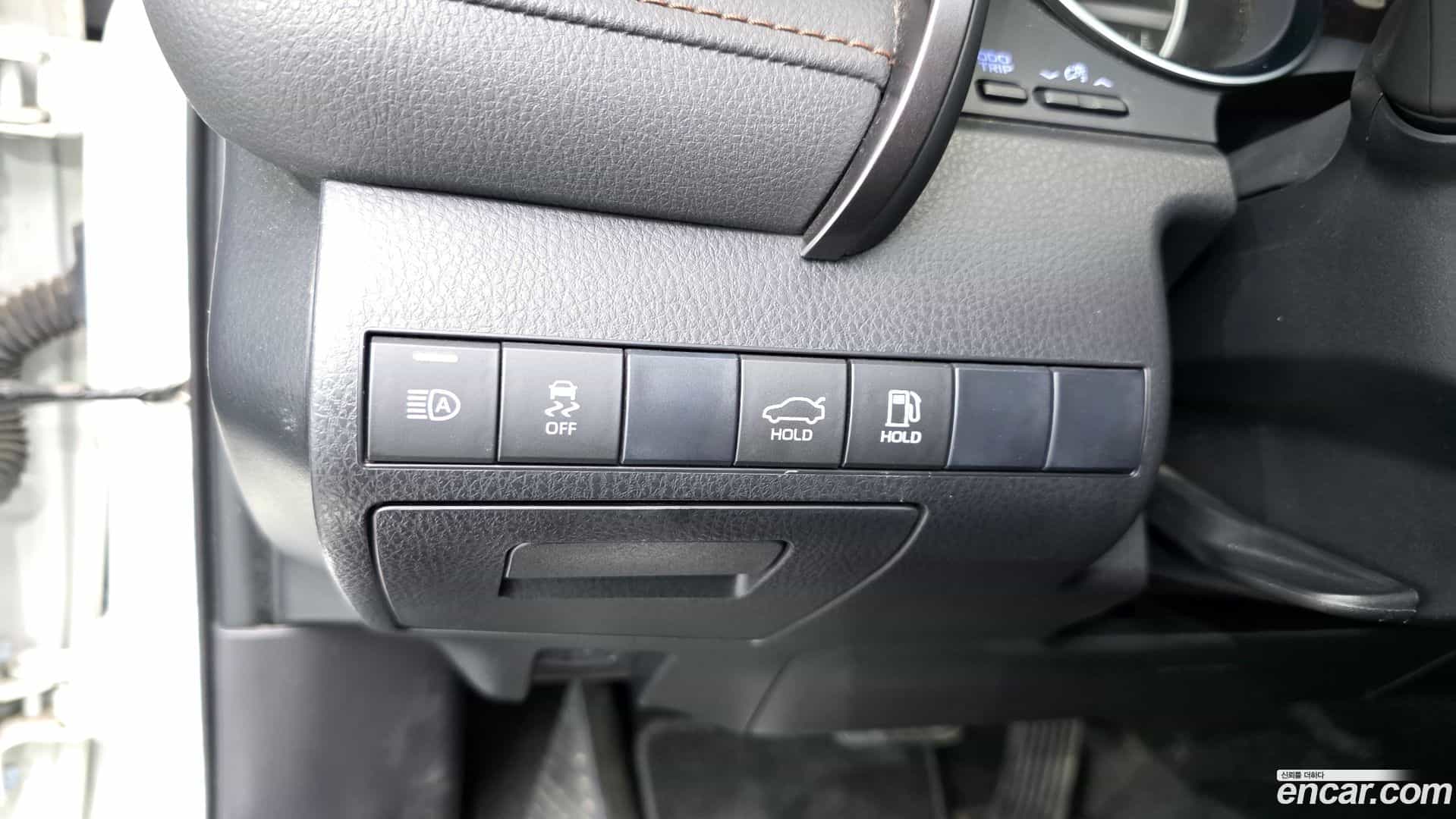 Camry Toyota 2018.9-OPTION-023