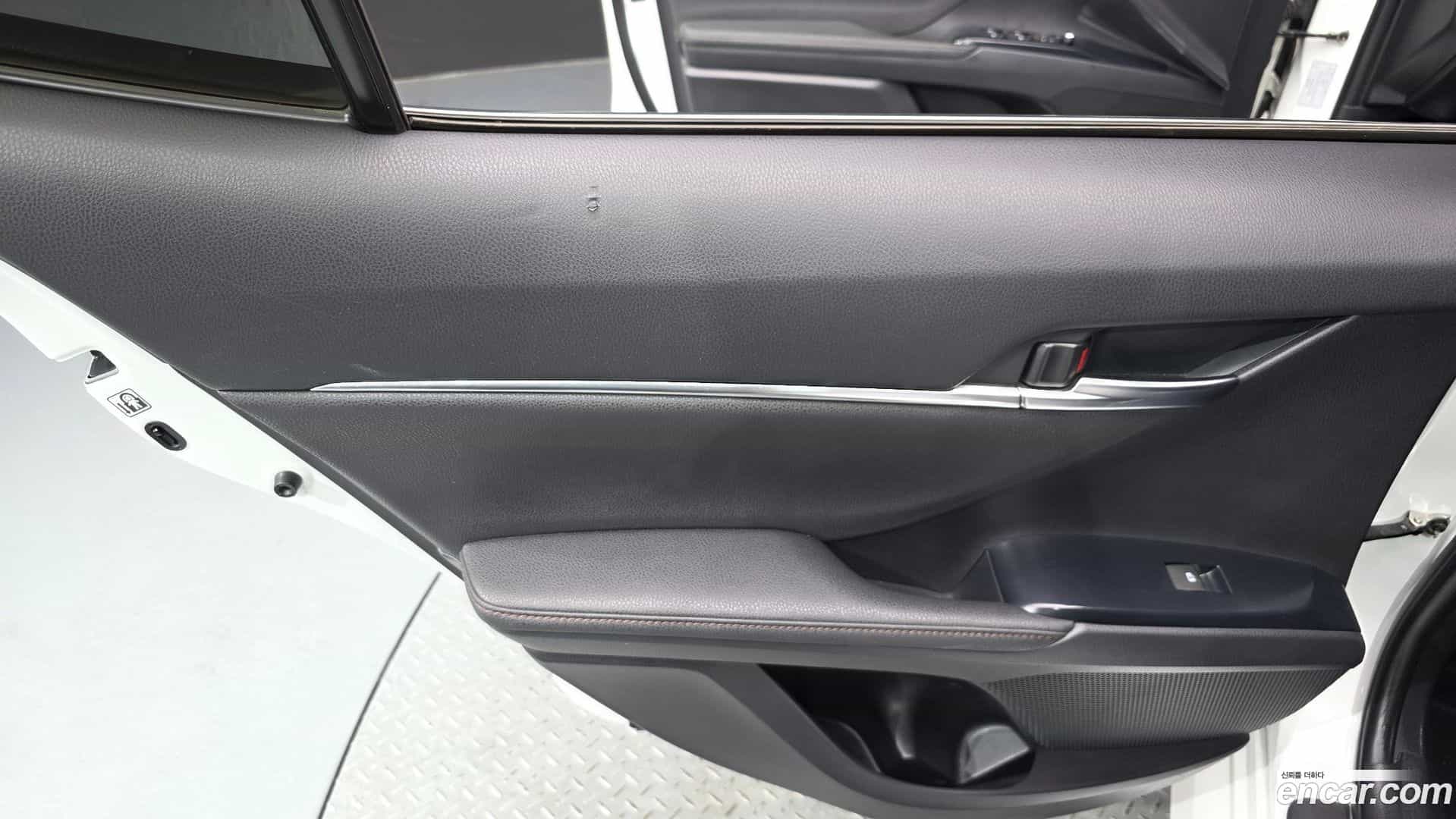Camry Toyota 2018.9-INNER-035