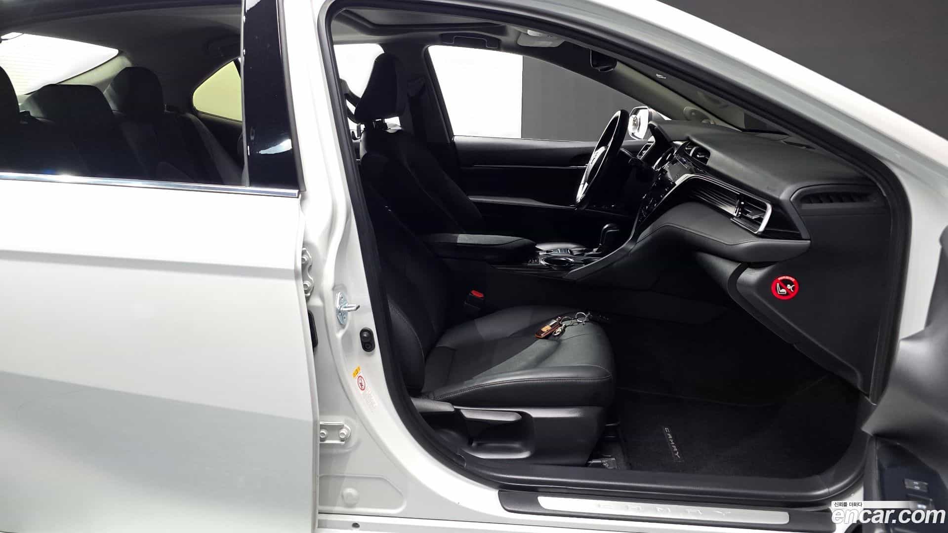 Camry Toyota 2018.9-INNER-036