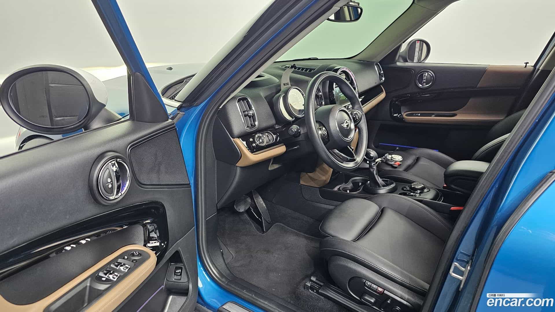 Countryman Mini 2017.8-INNER-010
