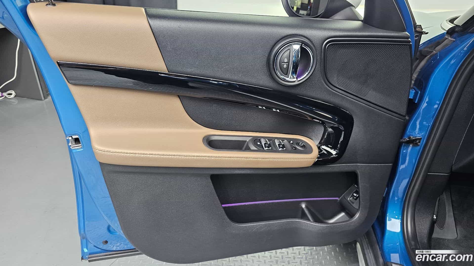 Countryman Mini 2017.8-INNER-034