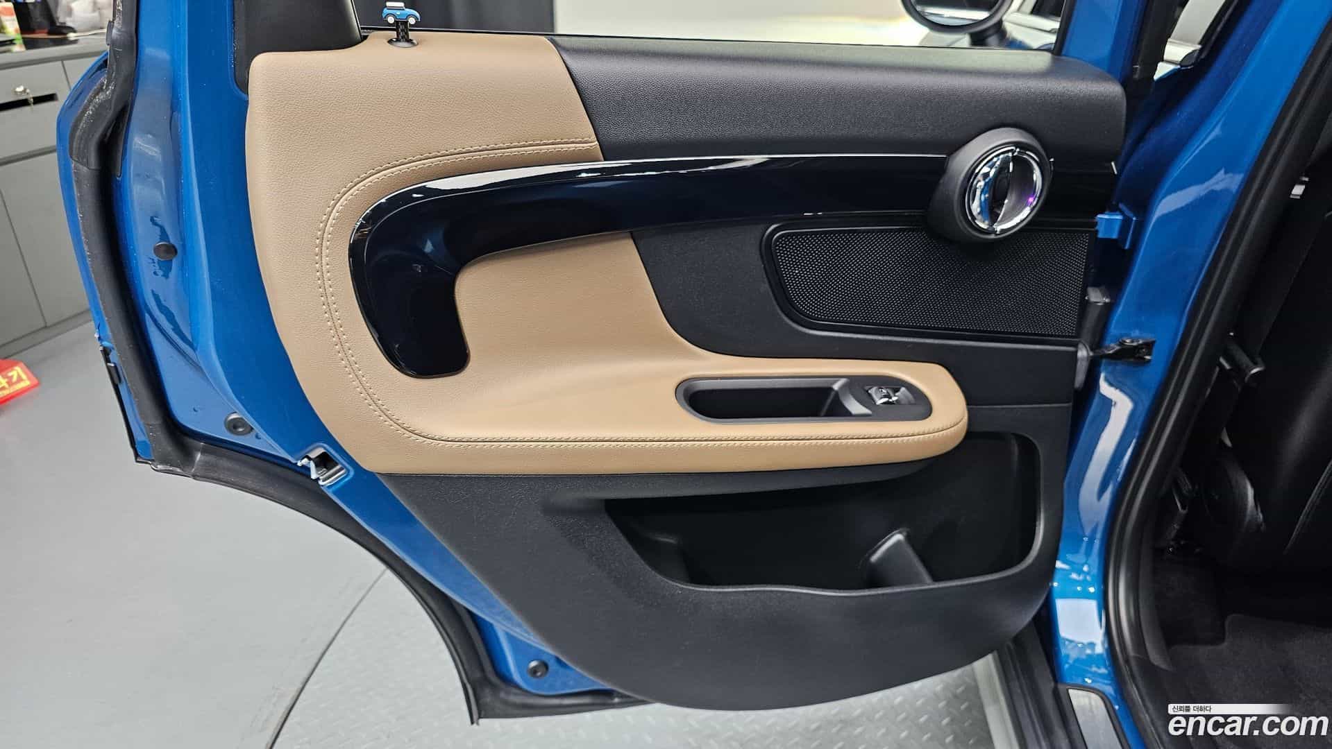 Countryman Mini 2017.8-INNER-035