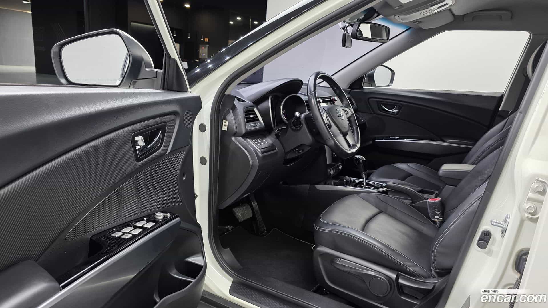 TIBOLI KG Mobility 2018.2-INNER-010