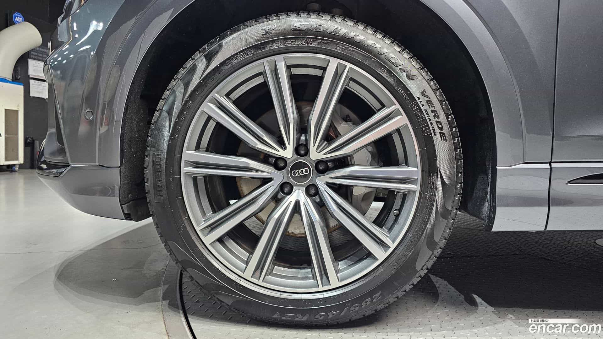 Q8 Audi 2021.6-OUTER-005
