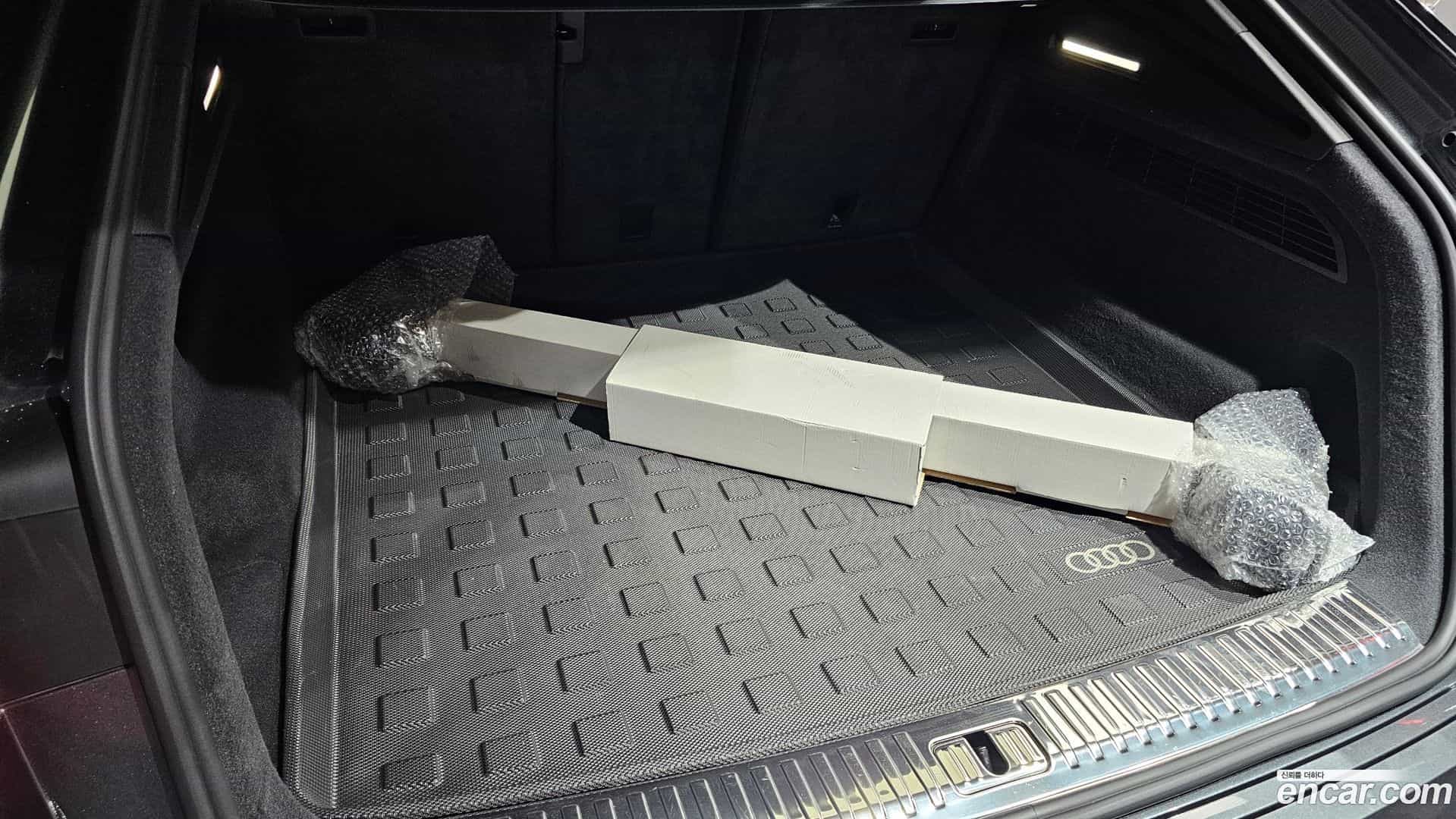 Q8 Audi 2021.6-OPTION-042