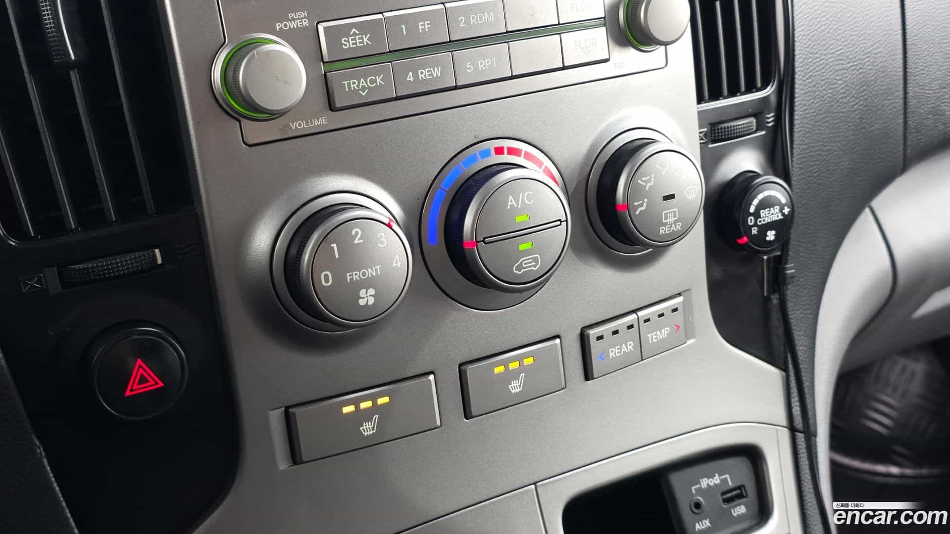 Starex Hyundai 2013.0-OPTION-022