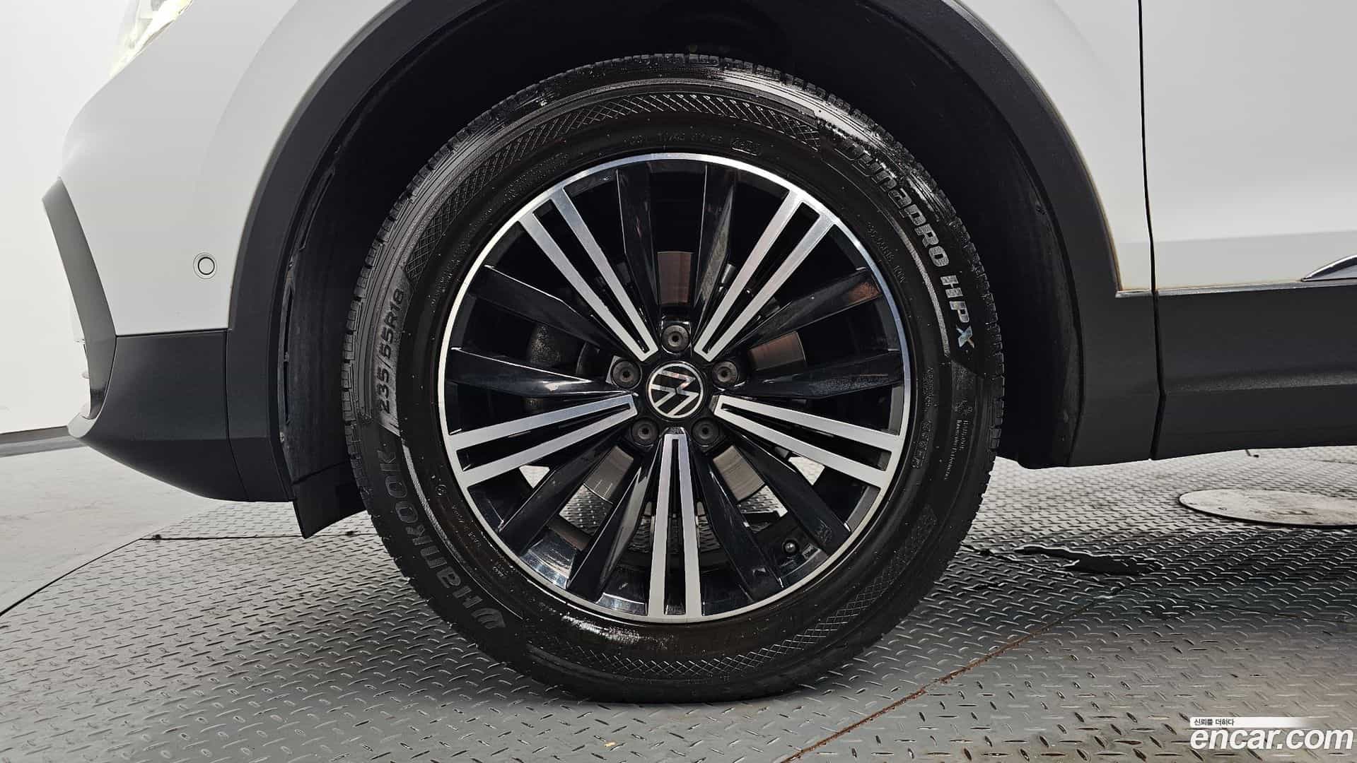 Tiguan Volkswagen 2022.2-OUTER-005