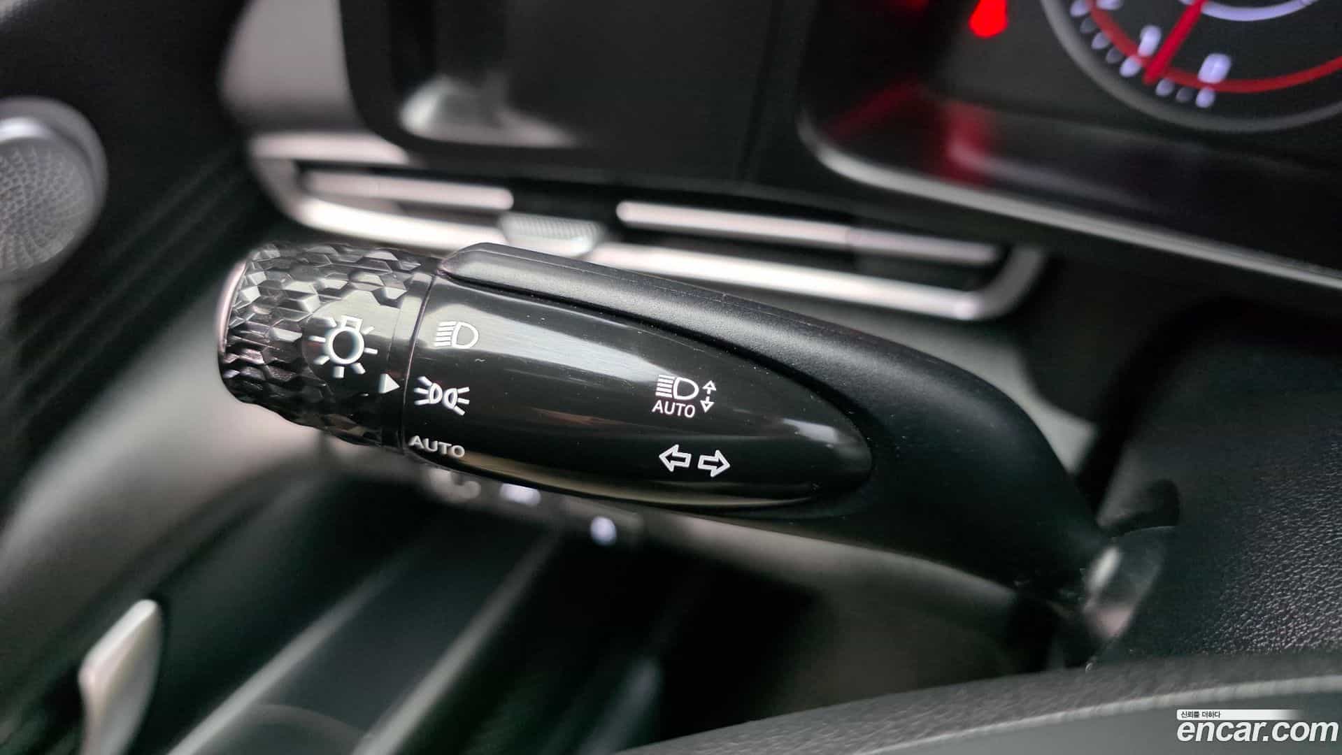 AVANTE Hyundai 2023.2-OPTION-022