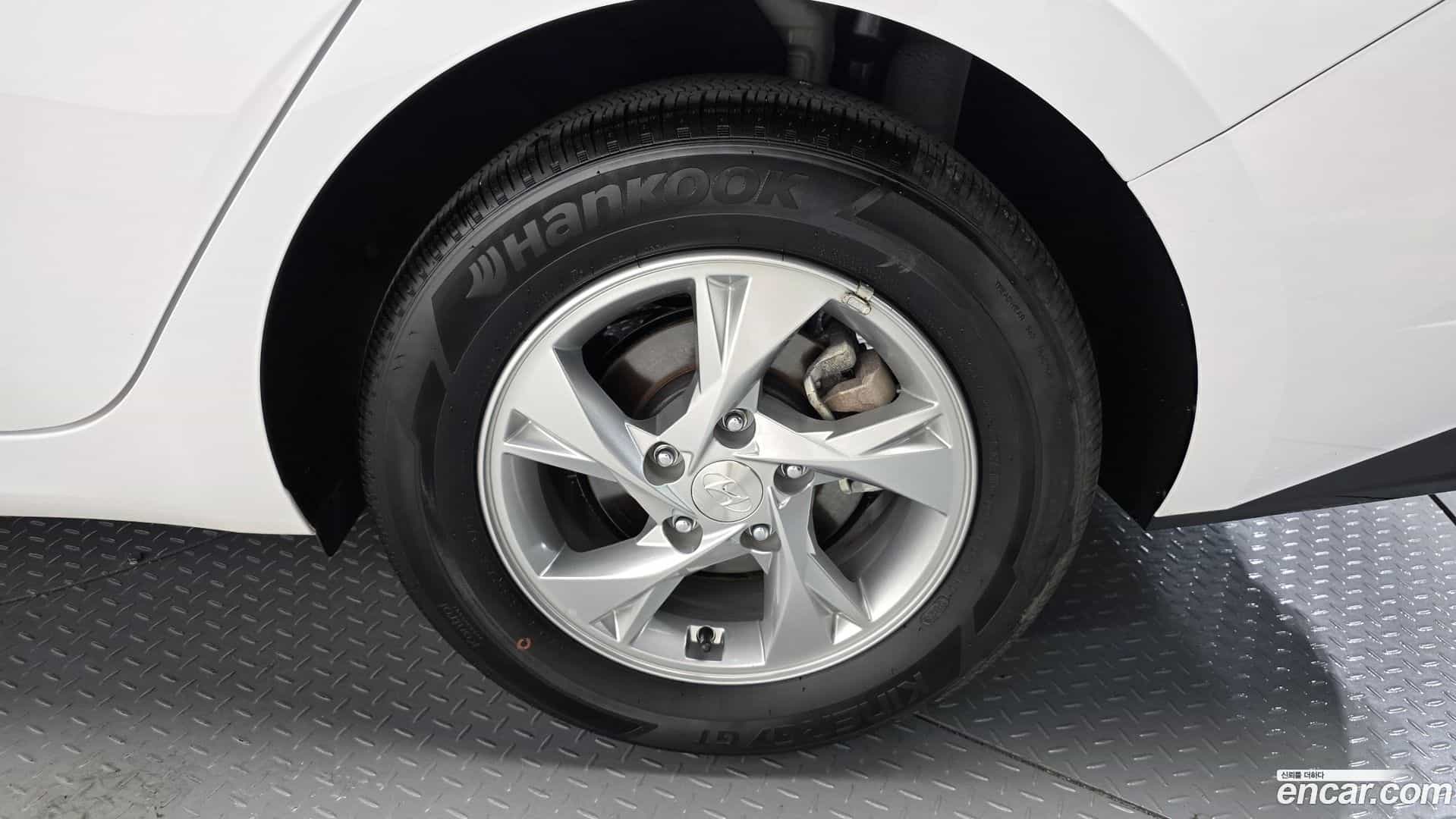 AVANTE Hyundai 2023.2-OUTER-031