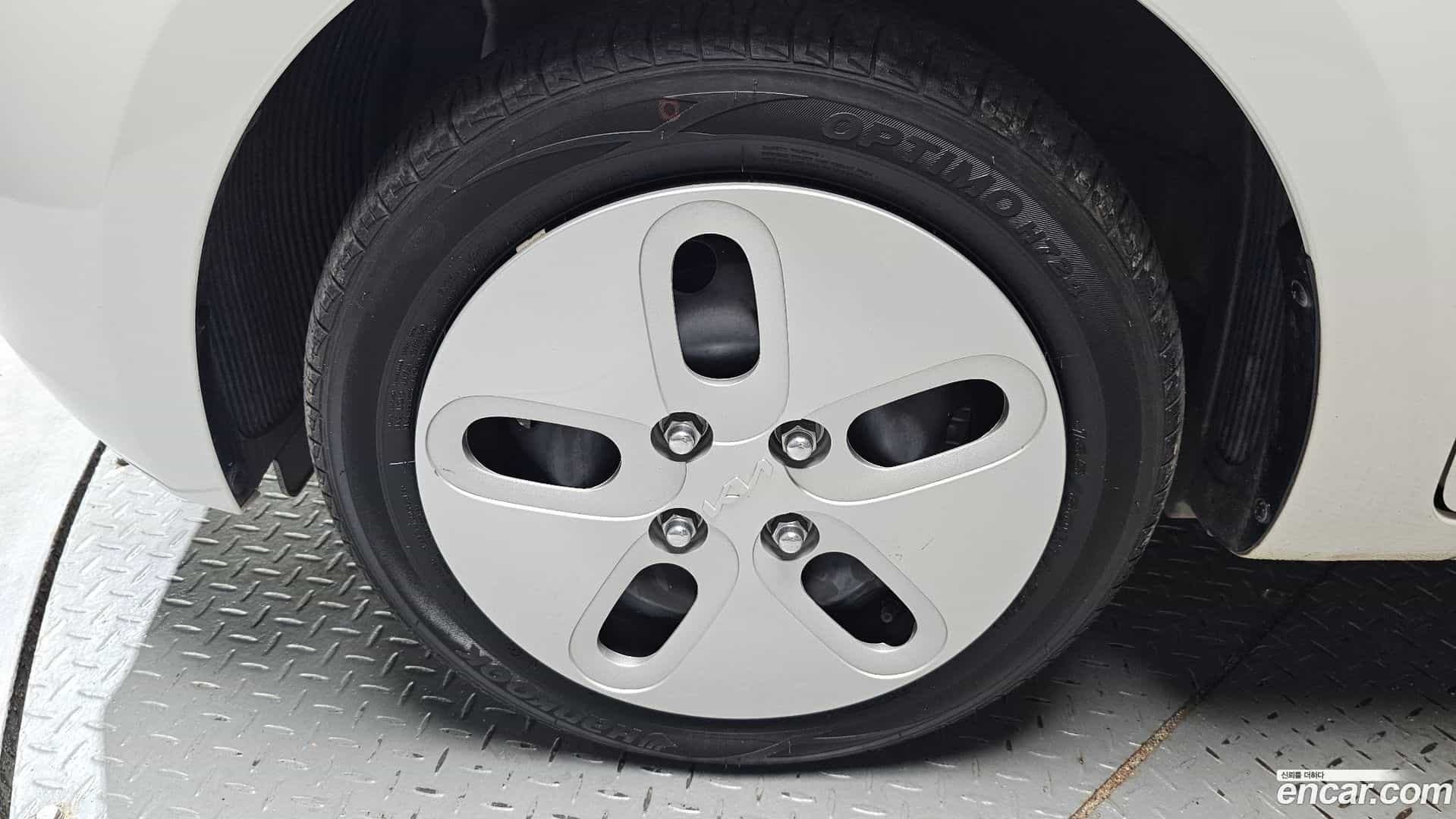 RAY Kia 2022.5-OUTER-005