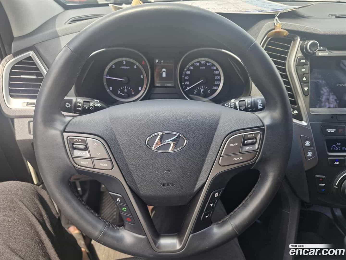 Santafe Hyundai 2016.7-OPTION-015