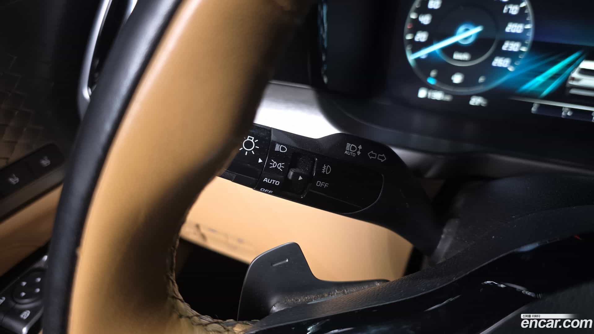 Sorento Kia 2023.2-OPTION-041