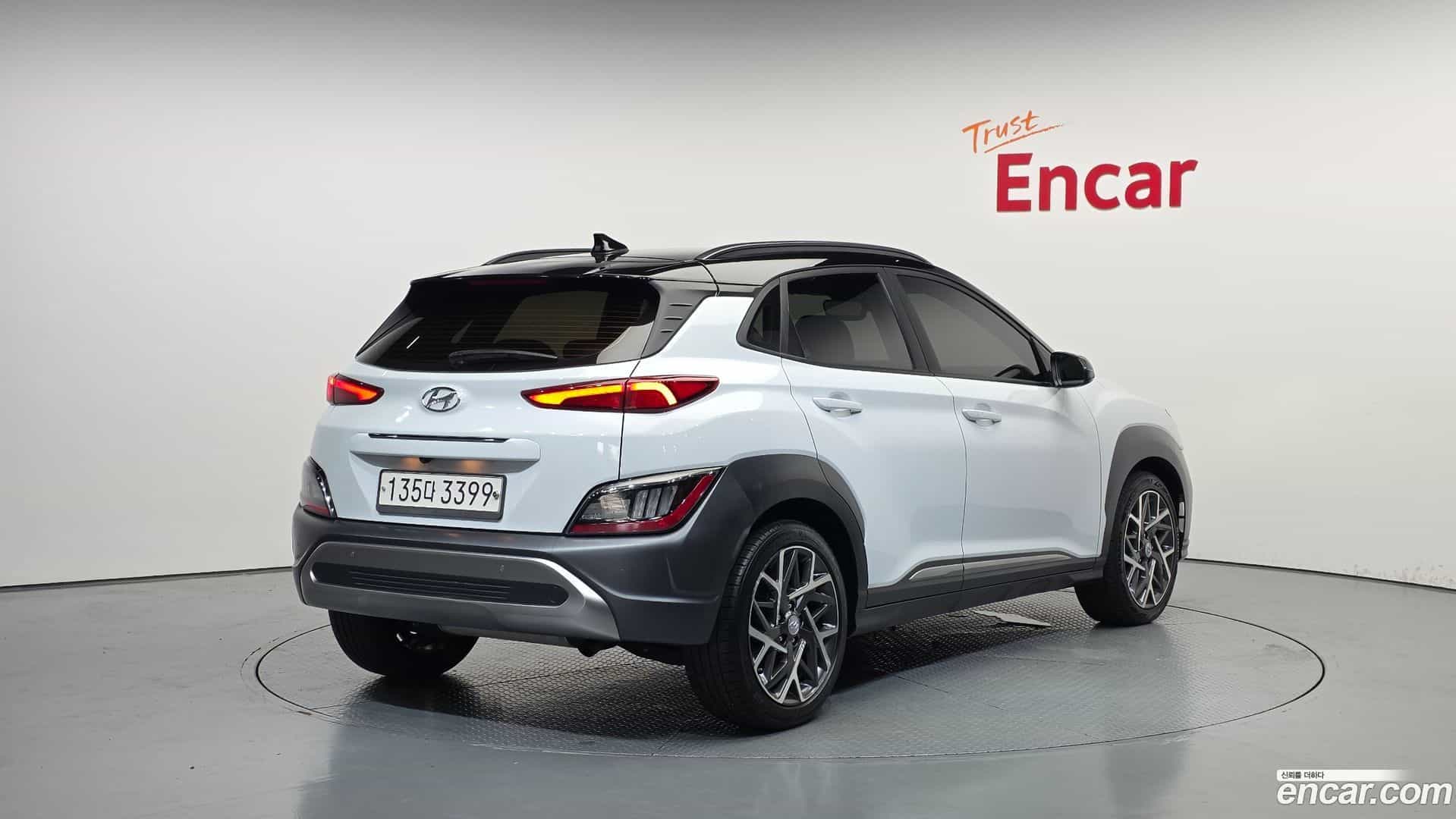 Kona Hyundai 2021.3-OUTER-002