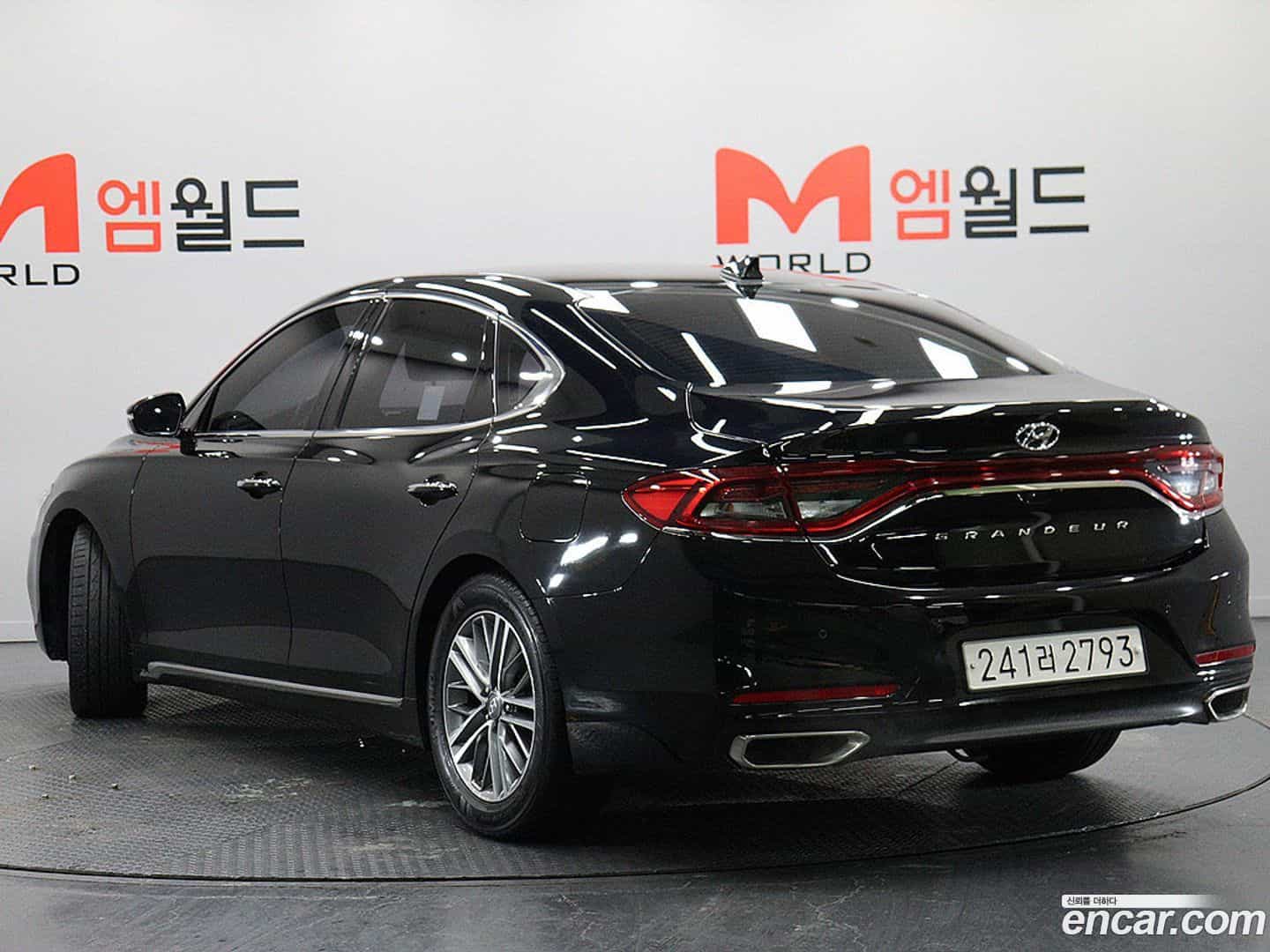 Grandeur Hyundai 2018.2-OUTER-005