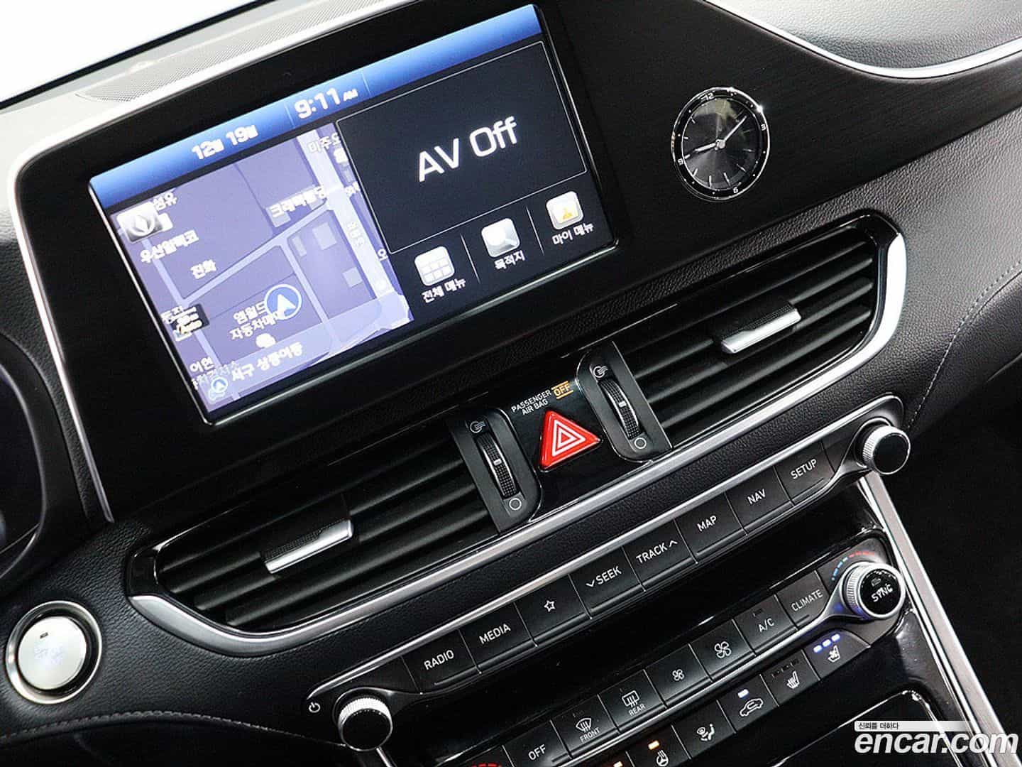 Grandeur Hyundai 2018.2-INNER-009