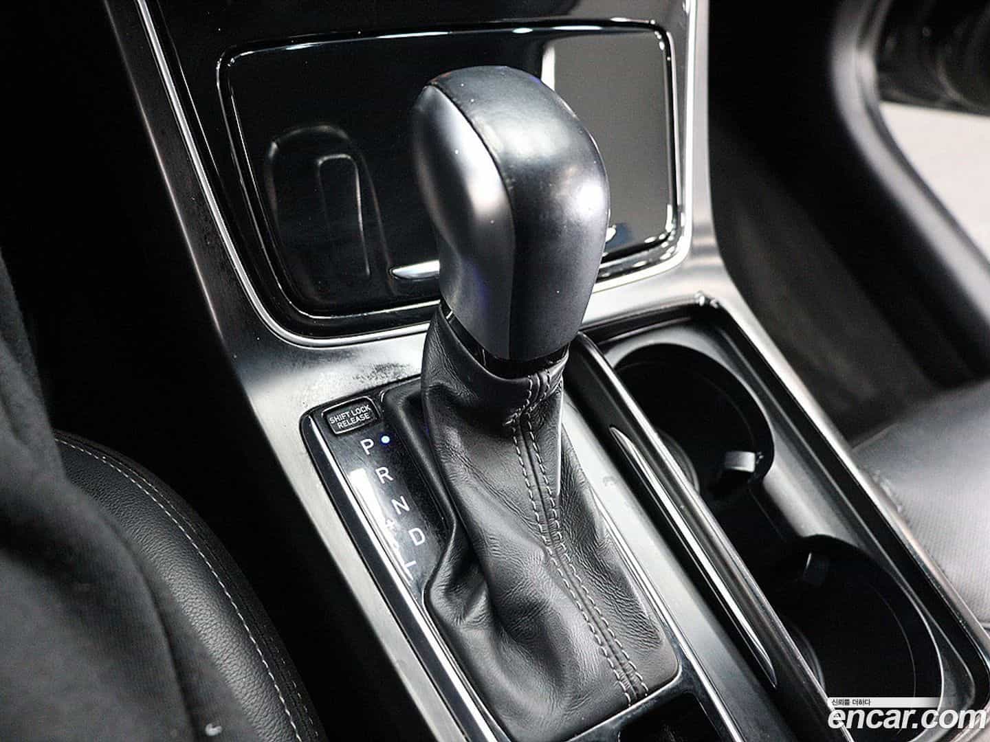 Grandeur Hyundai 2018.2-OPTION-019