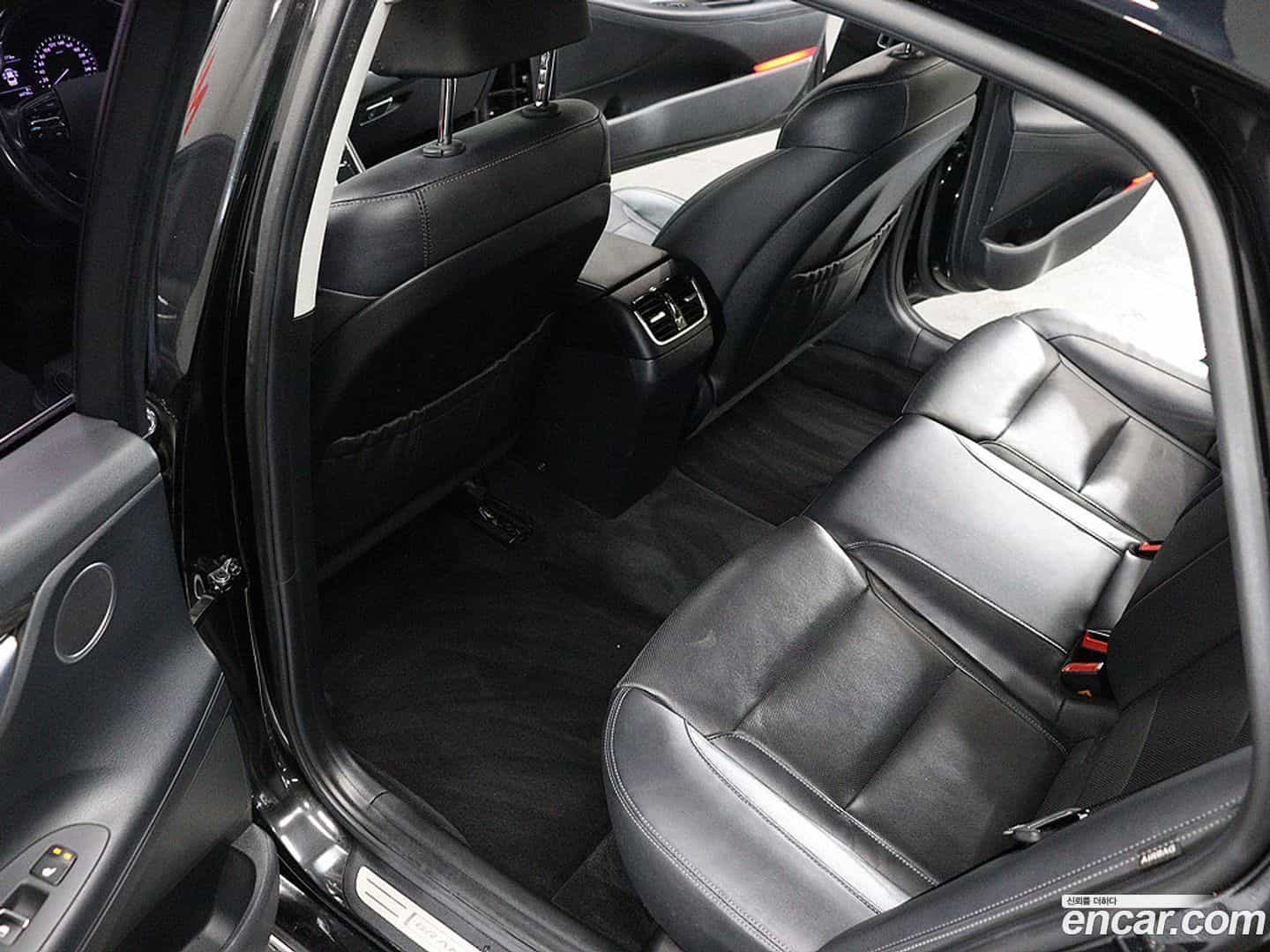 Grandeur Hyundai 2018.2-OPTION-021