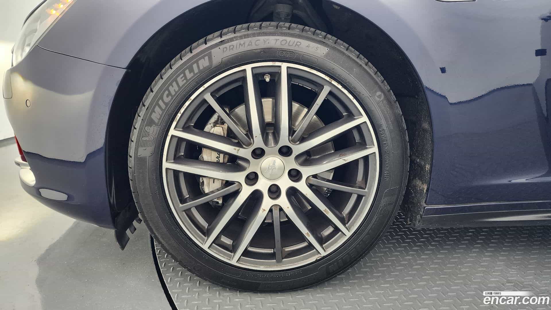 Ghibli Maserati 2016.11-OUTER-005