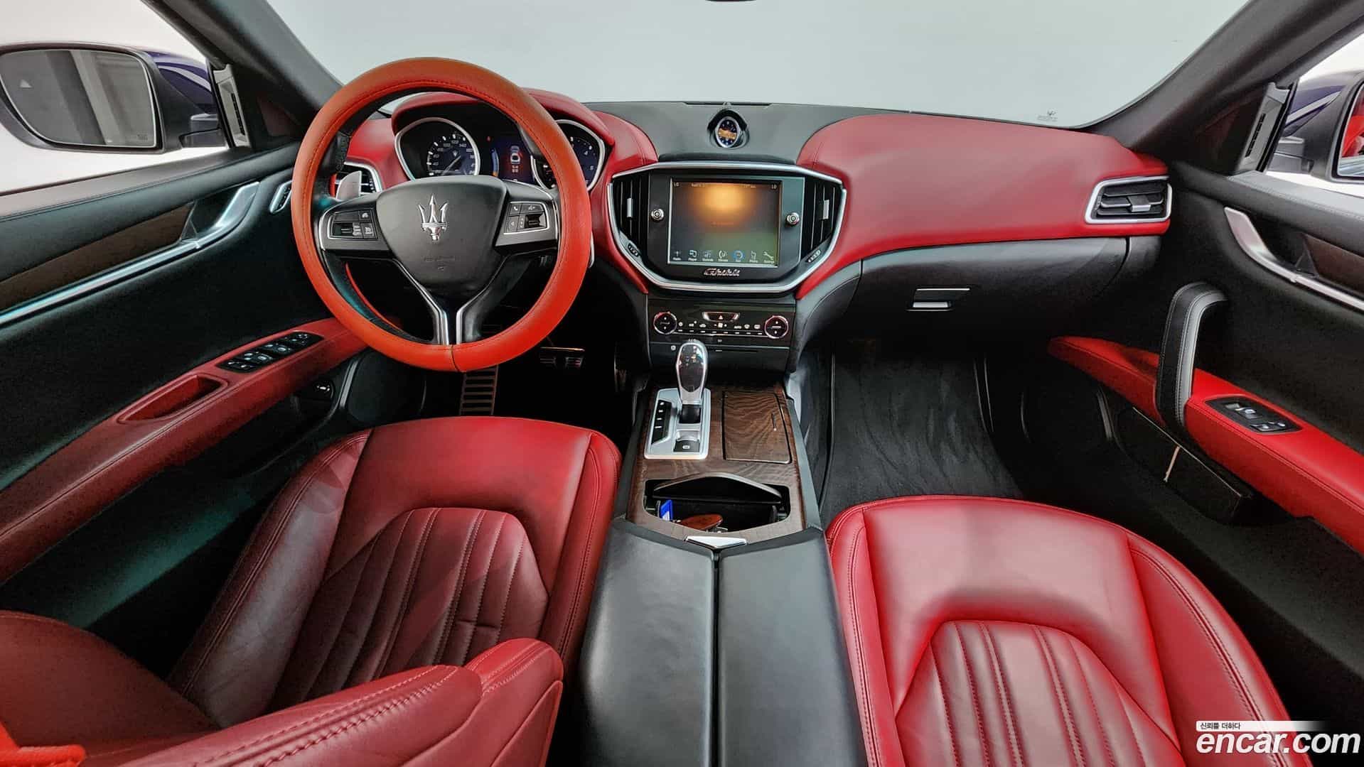 Ghibli Maserati 2016.11-INNER-007