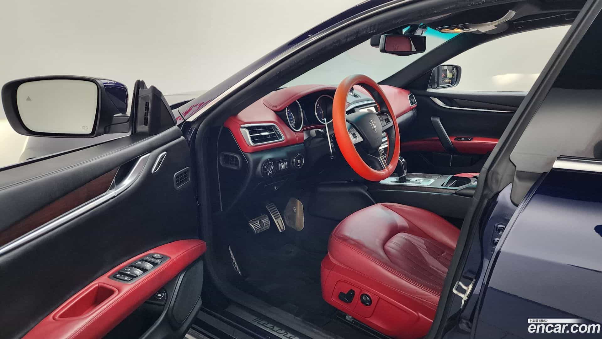 Ghibli Maserati 2016.11-INNER-010
