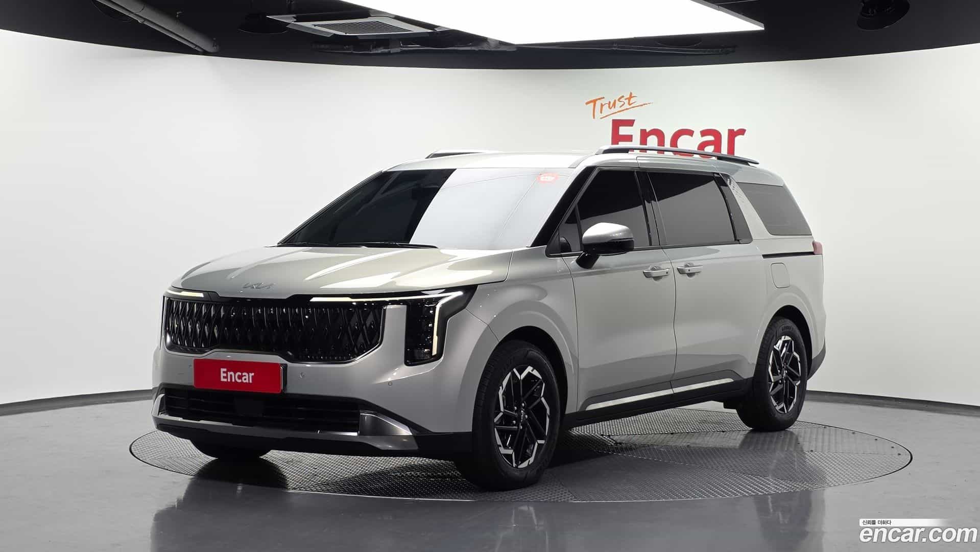 Canival Kia 2025.3-OUTER-001