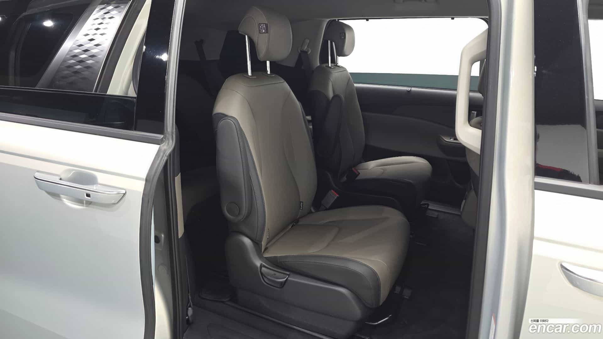 Canival Kia 2025.3-OPTION-015