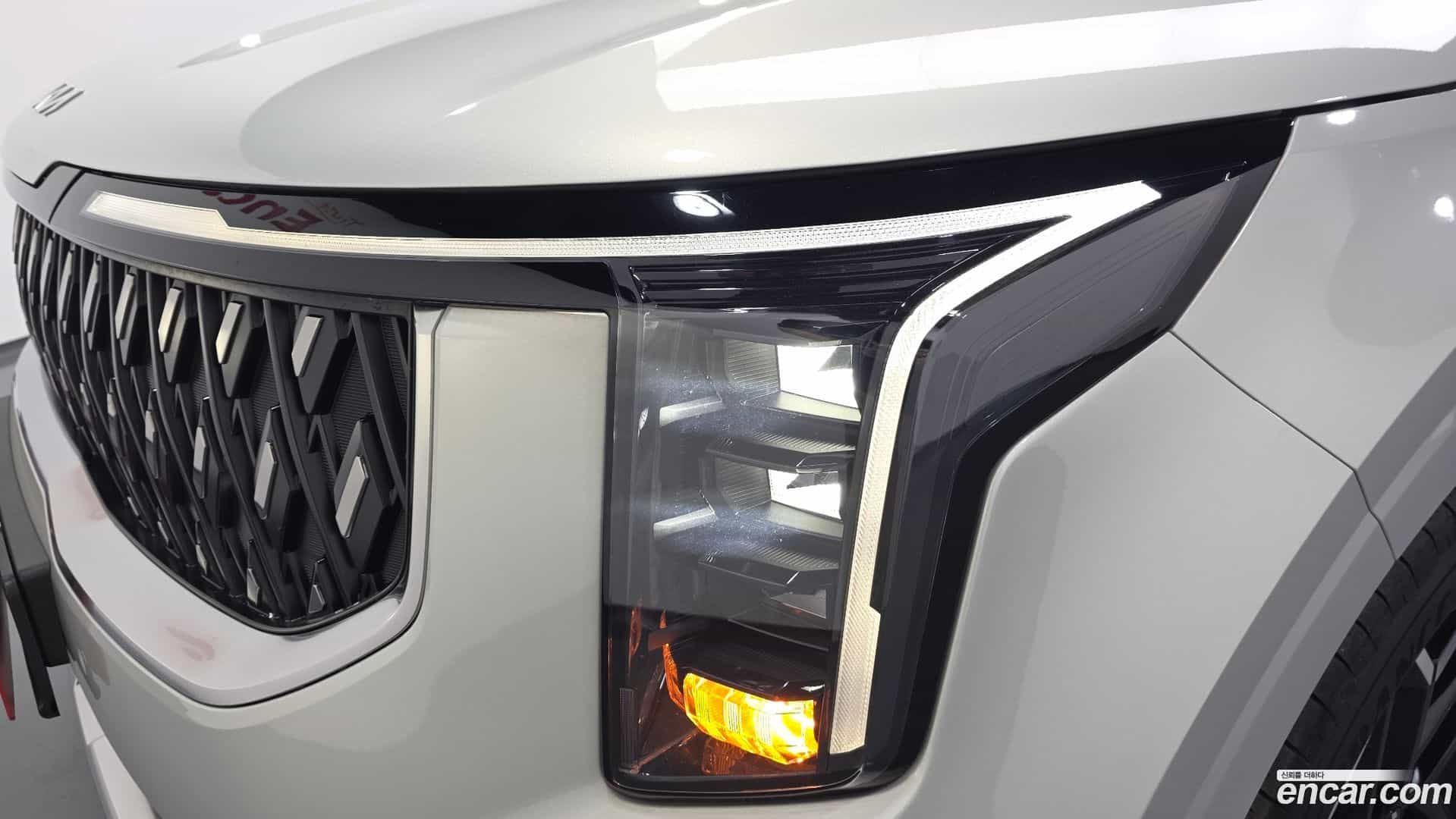 Canival Kia 2025.3-OUTER-032