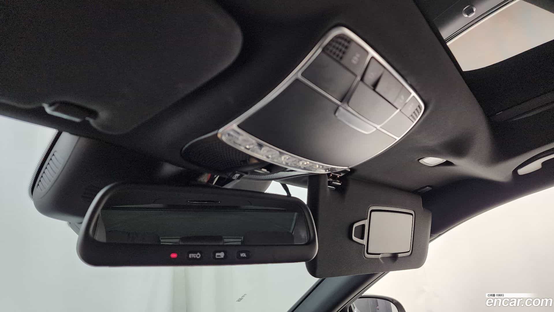 S-Class Mercedes-Benz 2015.0-OPTION-021